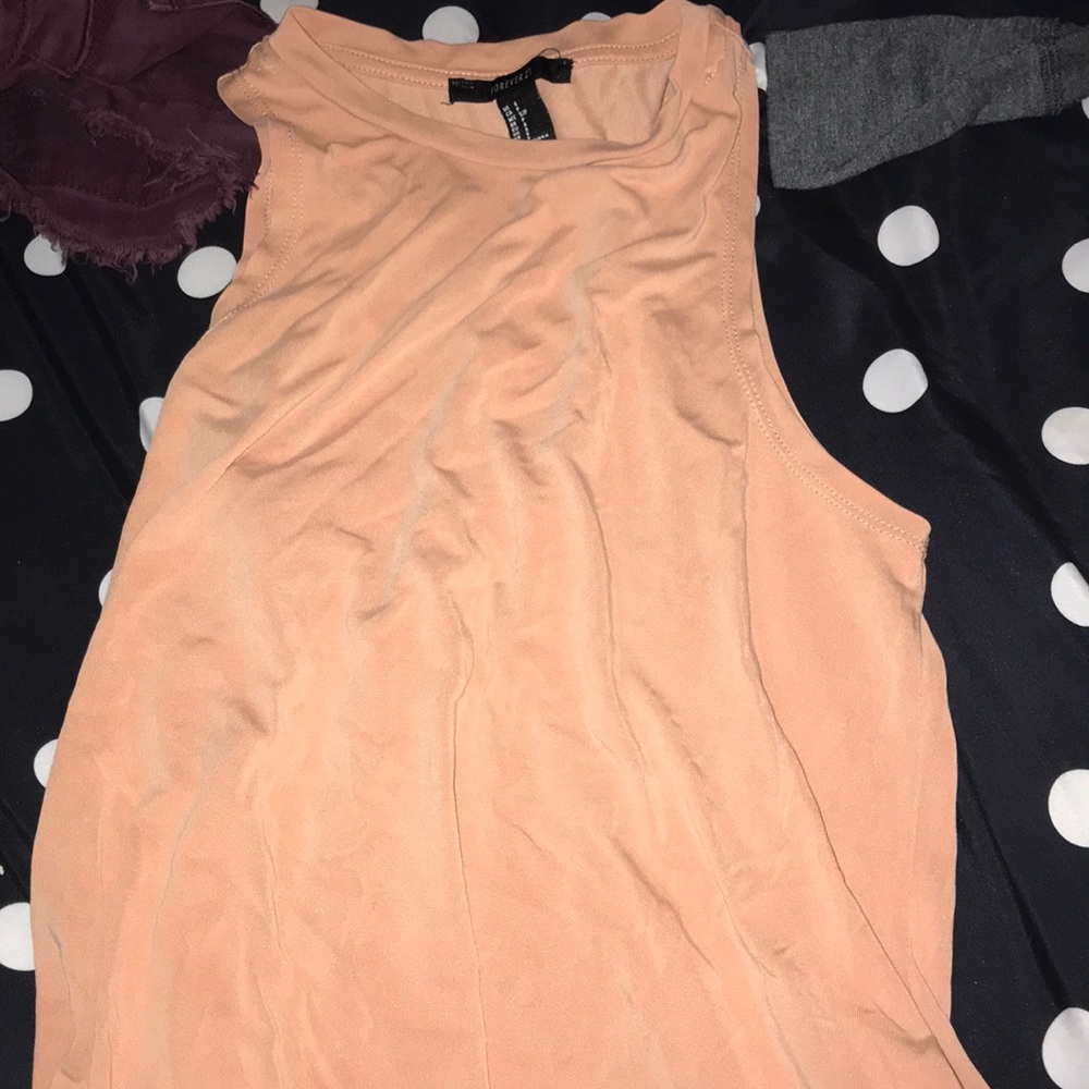 Forever 21 tank